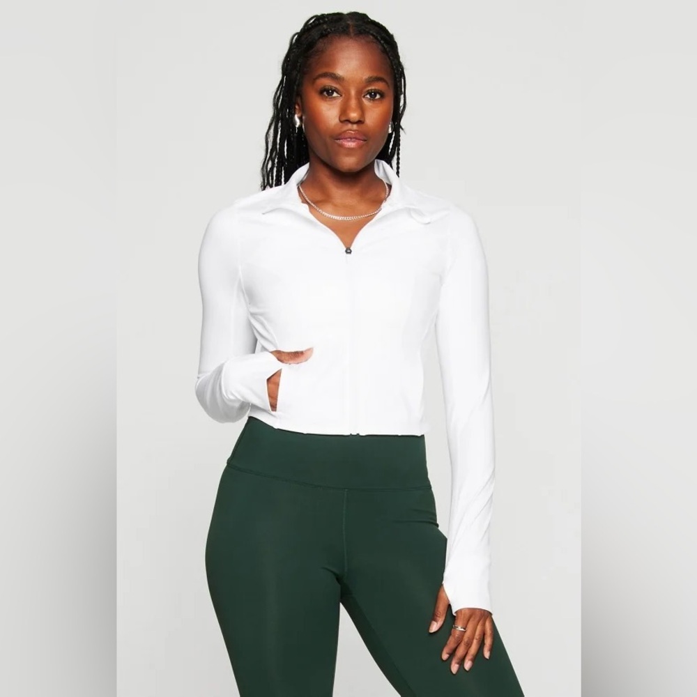 Fabletics Perfect Storm Cropped Train Jacket Clas… - image 1